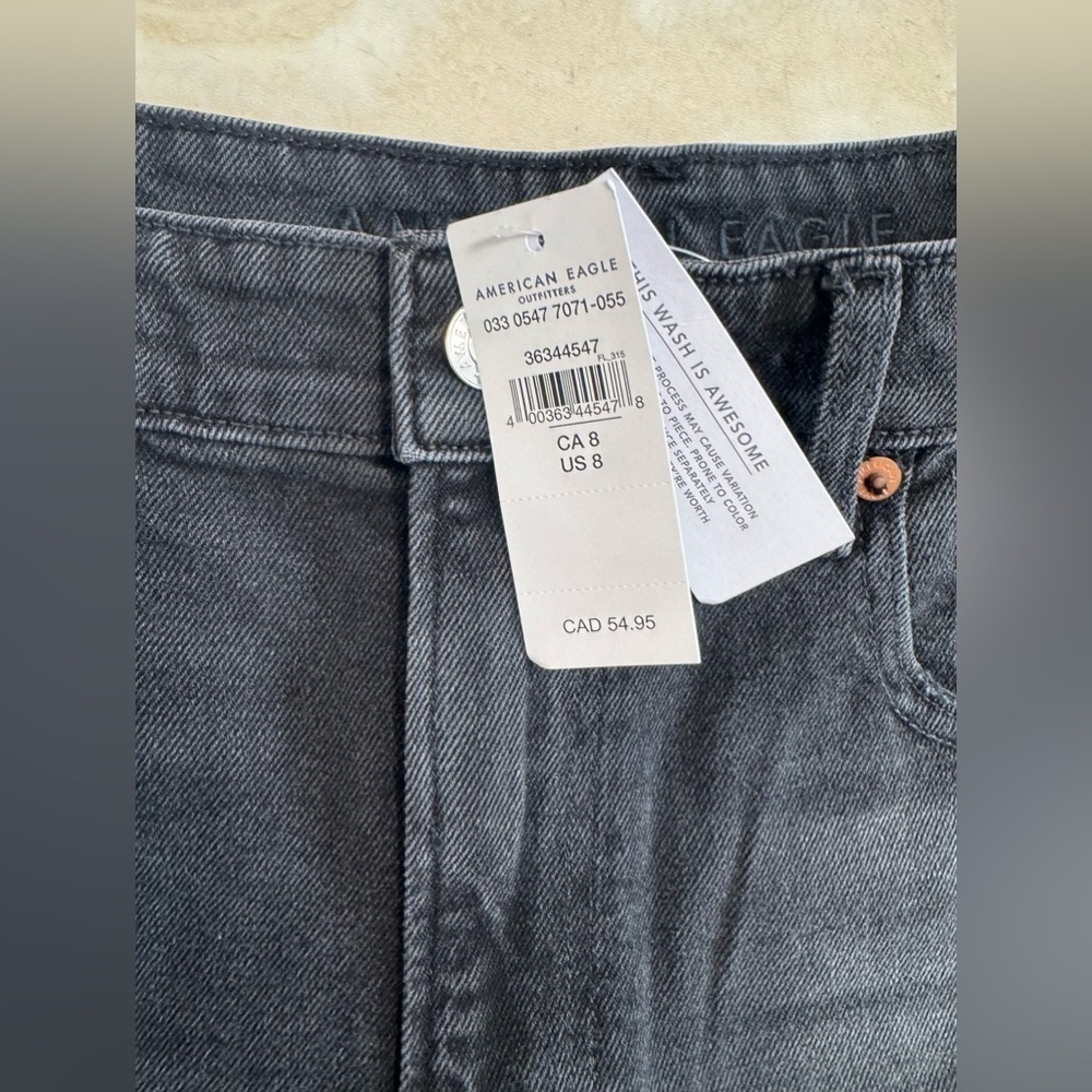 NWT AMERICAN EAGLE OUTFITTERS Women's High Rise Black Denim Shorts (US 8) - Picture 5 of 7